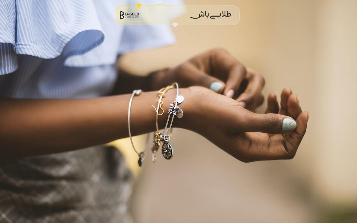 خرید دستبند طلا تا یک میلیون تومان از گالری بیگلد